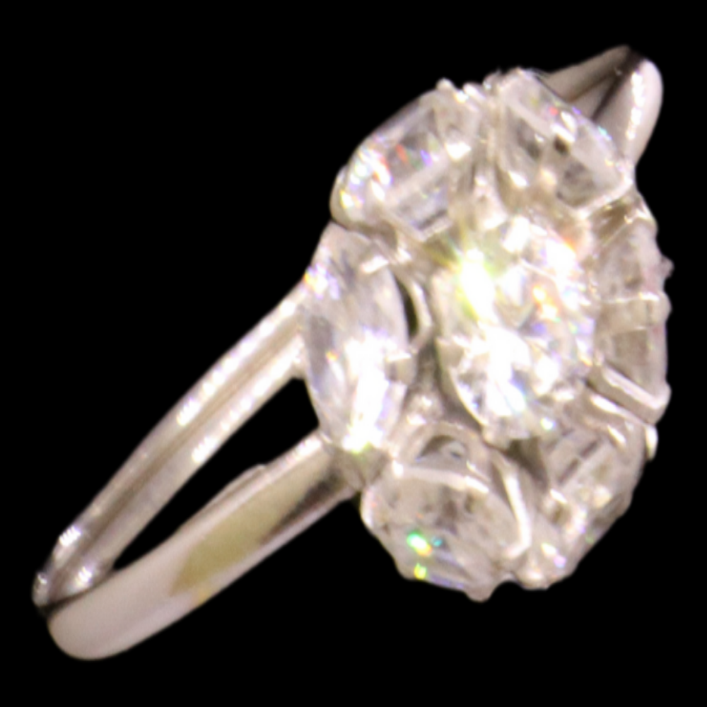 18K White Gold Ring